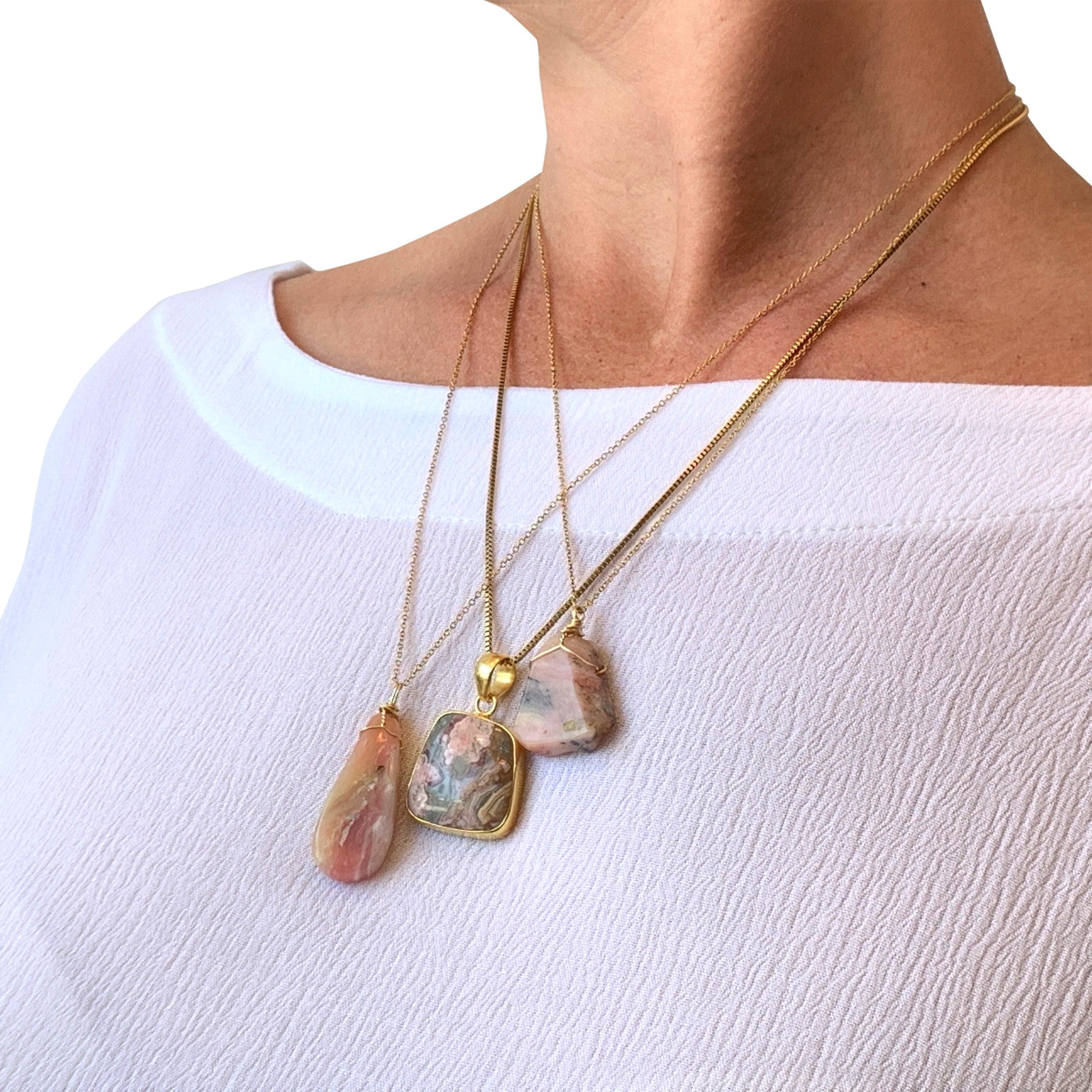 Flat shop crystal necklace
